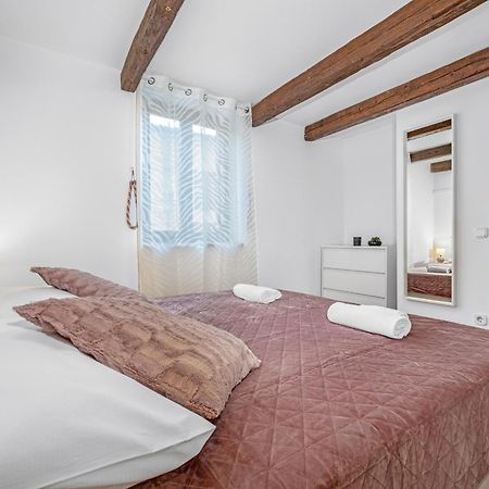 Villa Vrsar Eksteriør bilde